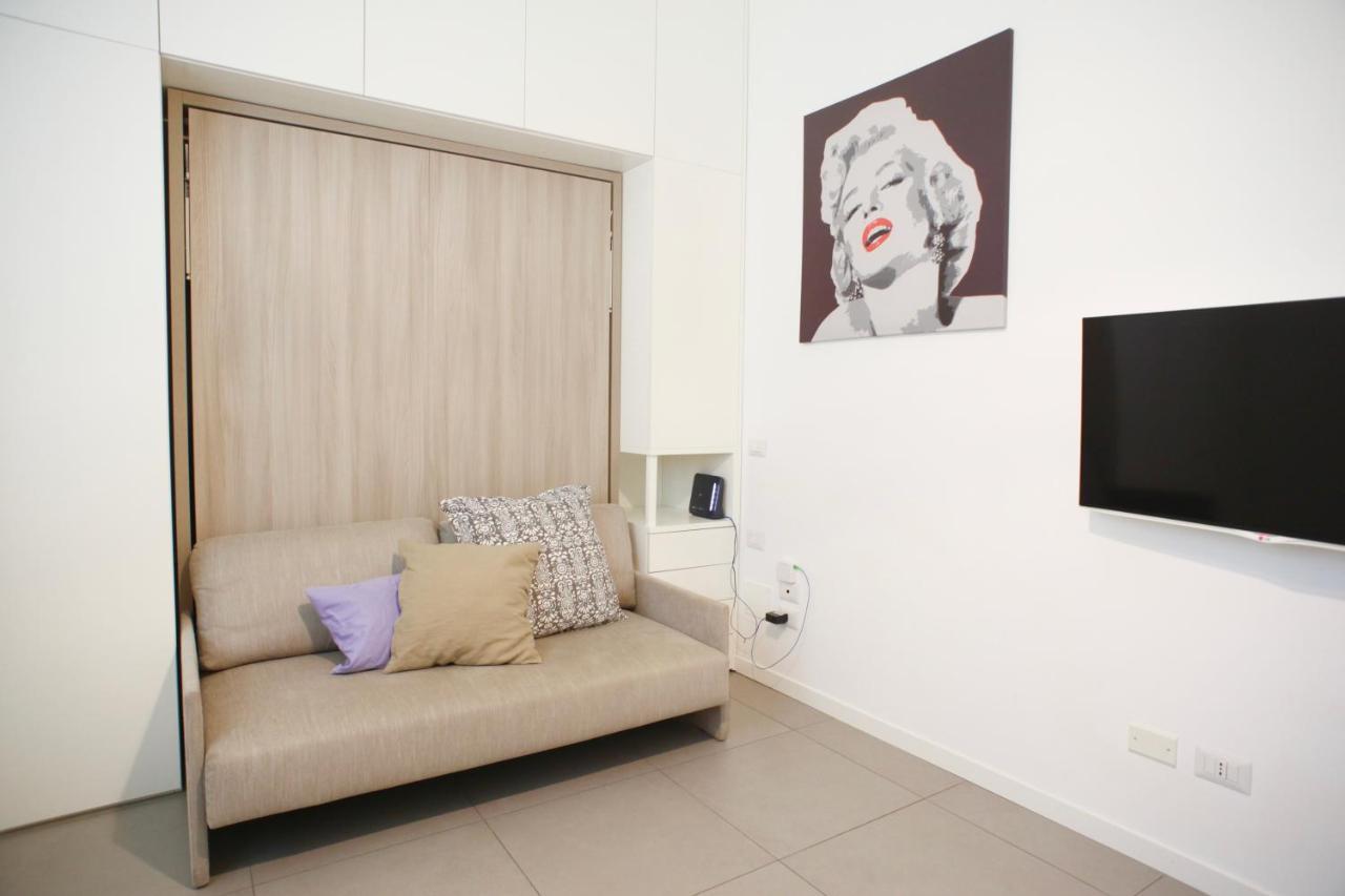 Boutique Home Duomo E Universita Bocconi Milan Exterior photo